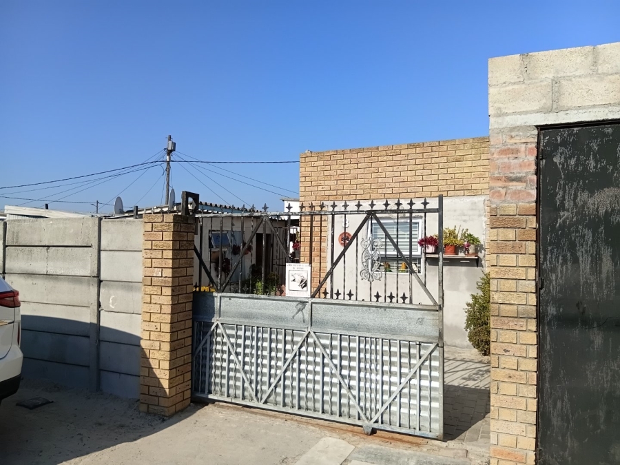 2 Bedroom Property for Sale in Wesbank Western Cape
